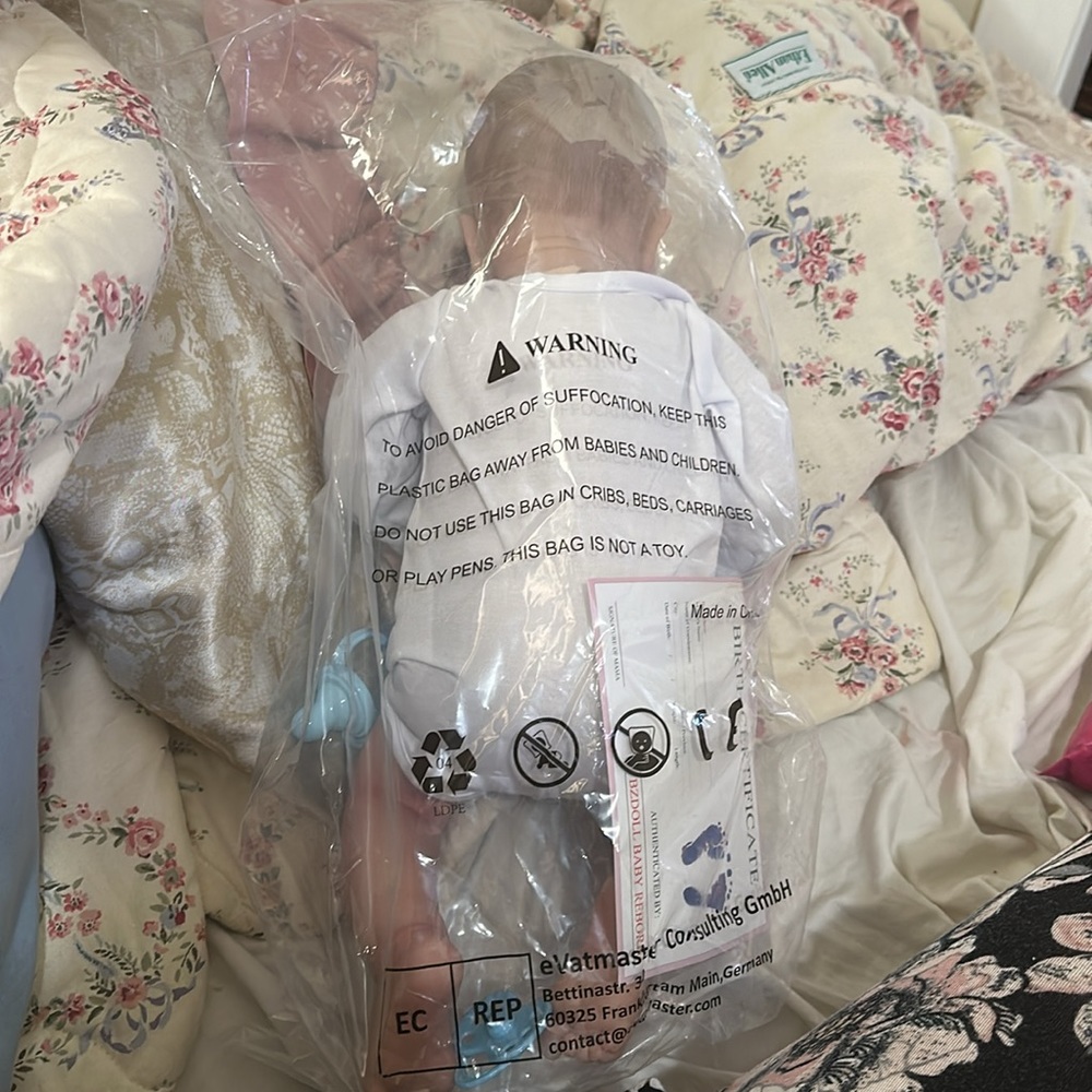 Reform realistic baby doll NEW IN PACKAGE - Picture 2 of 3